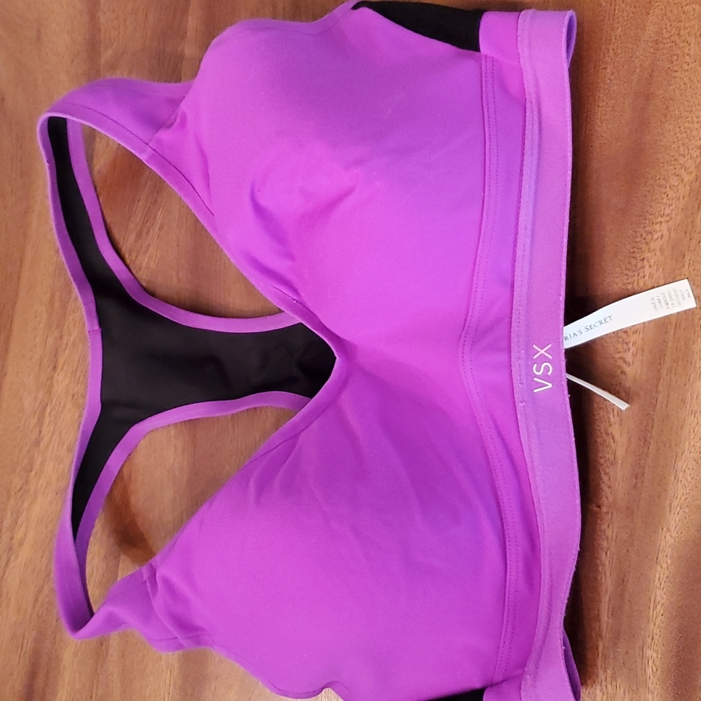 Sports bra